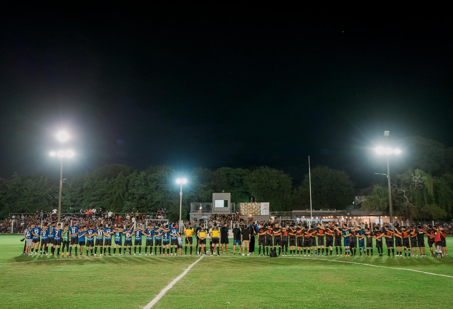 Goles y el debut del campeón: la Copa Funes 2026 ya puso primera con una vibrante jornada en la ciudad
